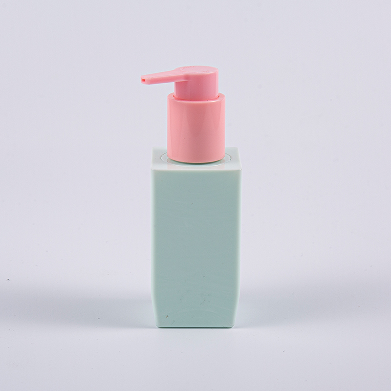 Çoklu Renk Seçeneği Kare Şekli 50ml PETG Plastik Pompalı Kalın Duvar Losyon Şişesi 